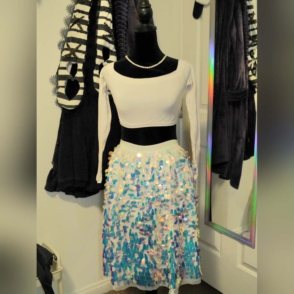 Cat & Jack XL Skort + Pink Lipstick White OS Top